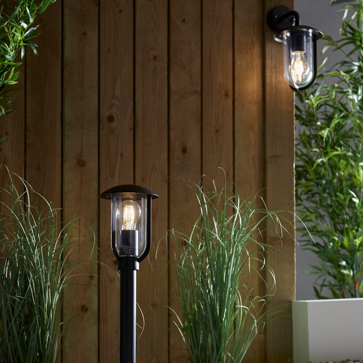 QUINN | Outdoor Fisherman Vintage Lantern Porch Barn Wall Light | E27 | IP44 | Matt Black