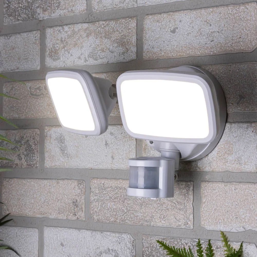 LYNN | LED Outdoor Twin Wall Spot Flood Light | 20W 1250lm | IP65 | White | PIR Motion Sensor - LightHub Direct