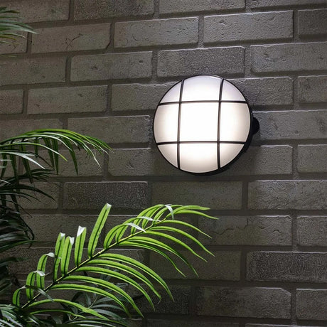 Outdoor Exterior Bulkhead Lights - LightHub Direct