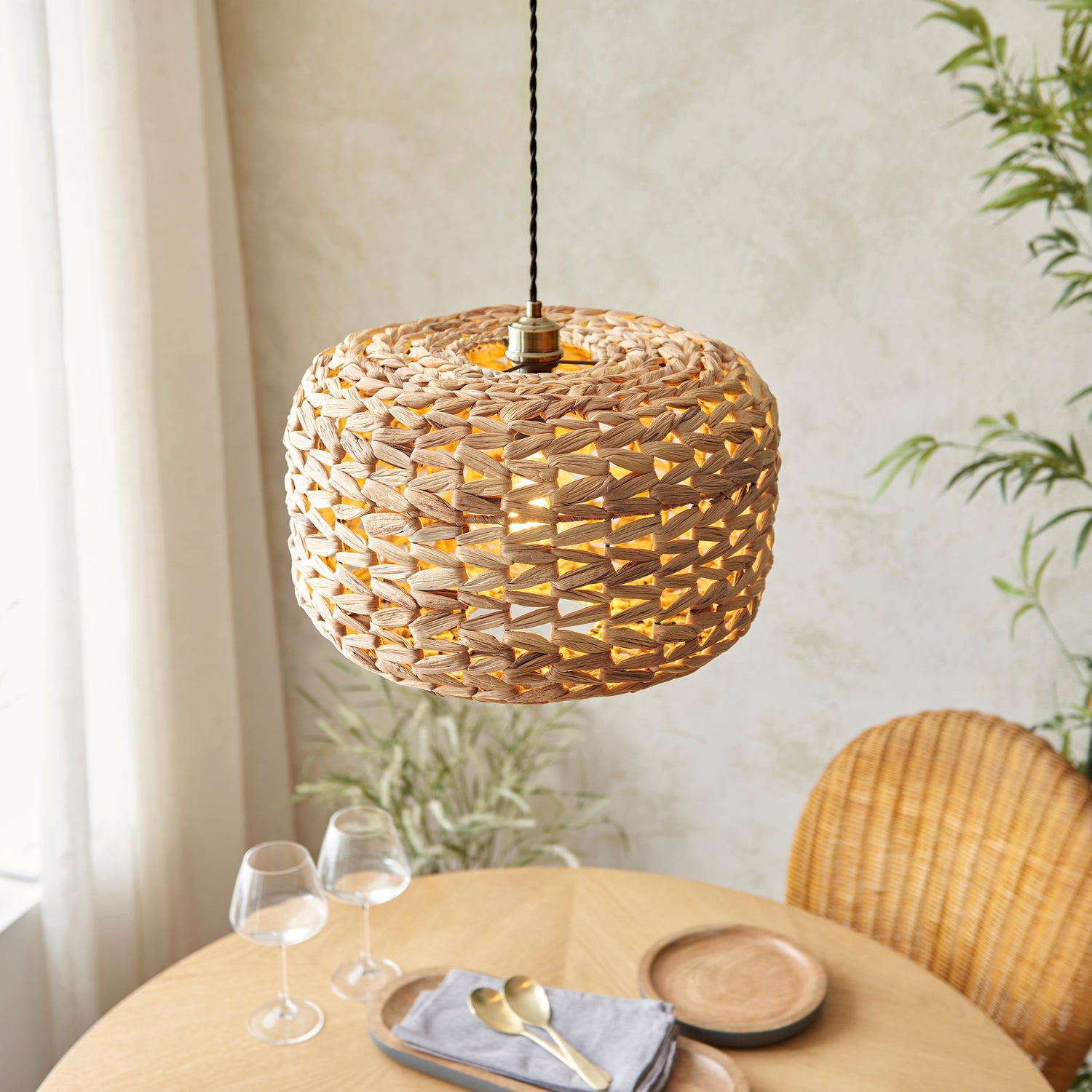 Scandinavian Raffia Handwoven Pendant Ceiling Light E27 Natural Ra scandinavian-raffia-handwoven-pendant-ceiling-light-e27-natural-ra